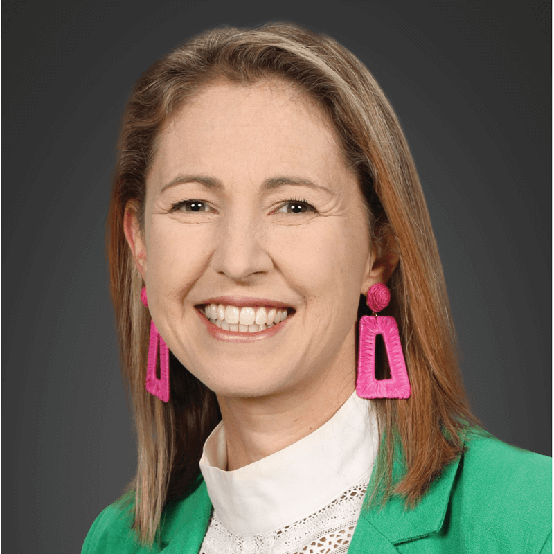 Headshot of Laura Day